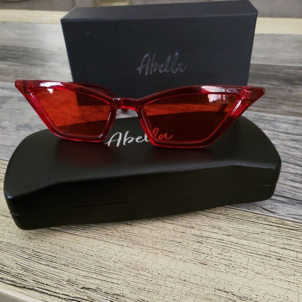 Abella Eyewear